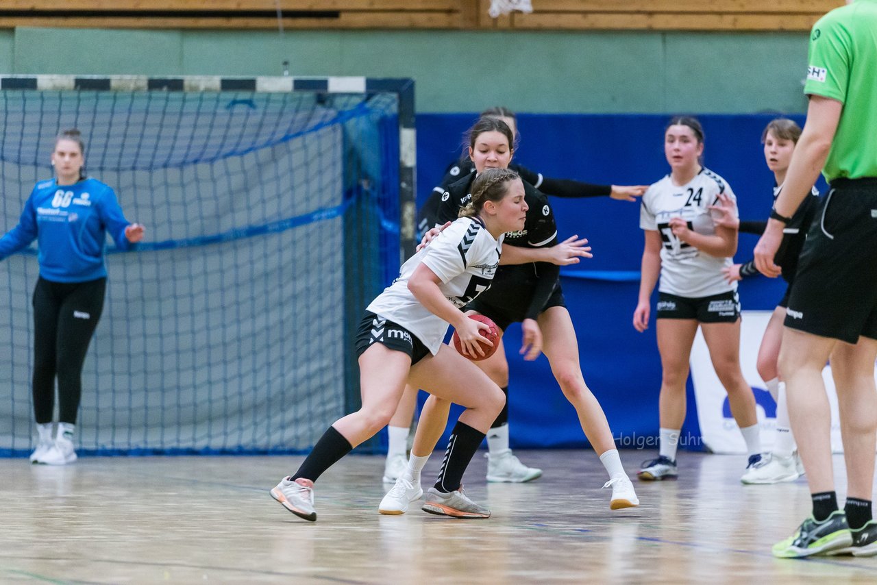 Bild 105 - A-Juniorinnen SVHU - HSG Eider Harde : Ergebnis: 36:28